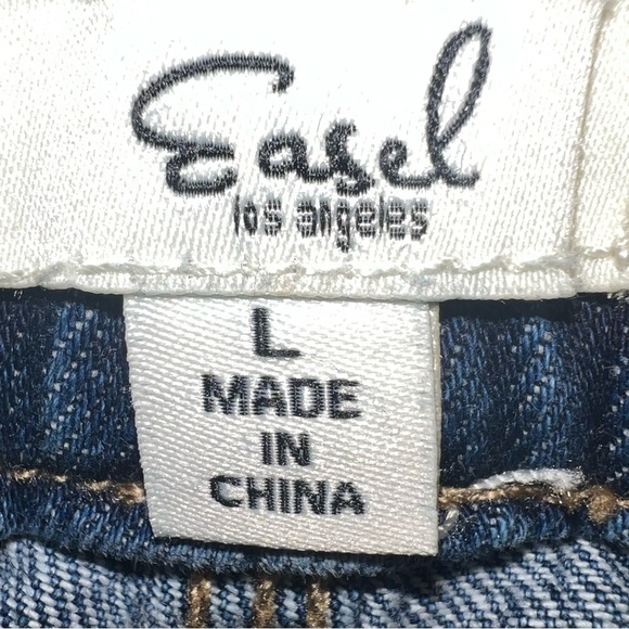 Easel Barrel Jeans size Large - Picture 3 of 7